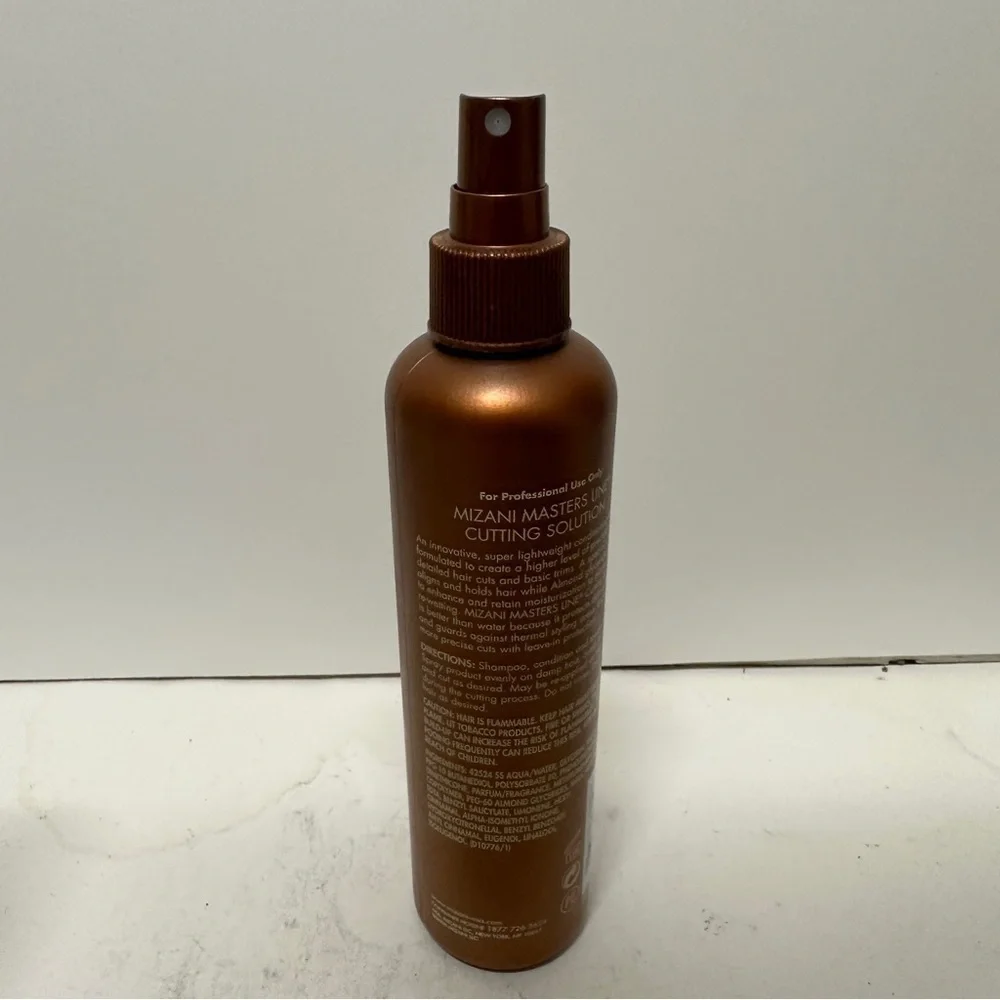 Mizani Masters Line Cutting Solution 8.5 OZ